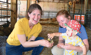 Curious consumers attend farm crawl, By Lisa Boonstoppel-Pot