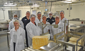 Squeaky curds coming back to Pine River Cheese, By Lisa Boonstoppel-Pot